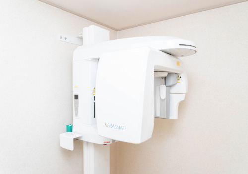 歯科用CTを用いて、立体的に治療シミュレーションを行います